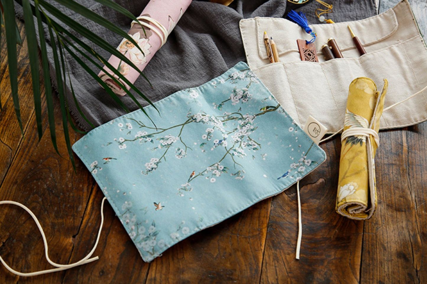 Pencil Case- Pencil Wrap Flowers - Roll up Case, Pen Pouch, Pen Wrap, Brush Holder, Artist Gifts, Flux Crafts